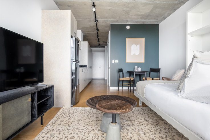 Workspace and smart TV